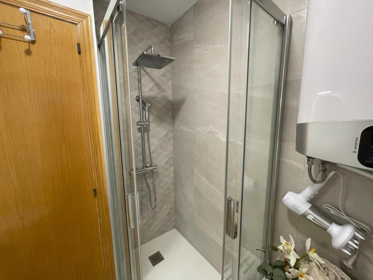Coqueto Apartamento En El Centro De 산탄데르 외부 사진